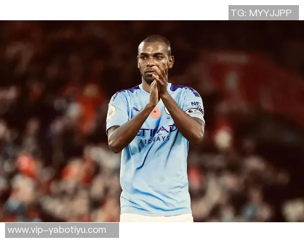 曼城官方向费尔南迪尼奥致敬九年辉煌岁月祝愿未来一切顺利