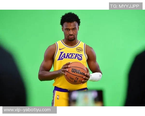 夸梅谈布朗尼顺位低的原因强调进入NBA即是顶尖球员之一 夸梅谈布朗尼顺位低的原因强调进入NBA即是顶尖球员之一